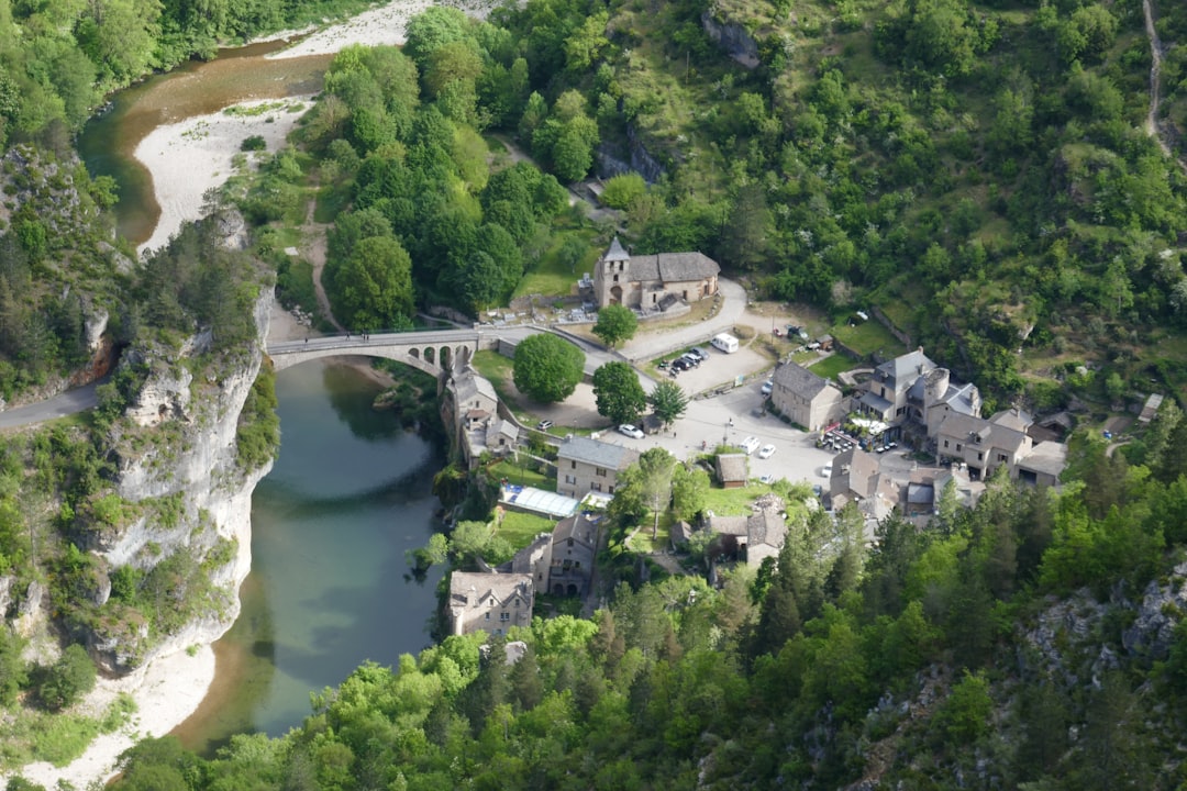 Gorges du Tarn: Un Paradiso Naturale in Occitanie - Millau | Secret World Trip Planner