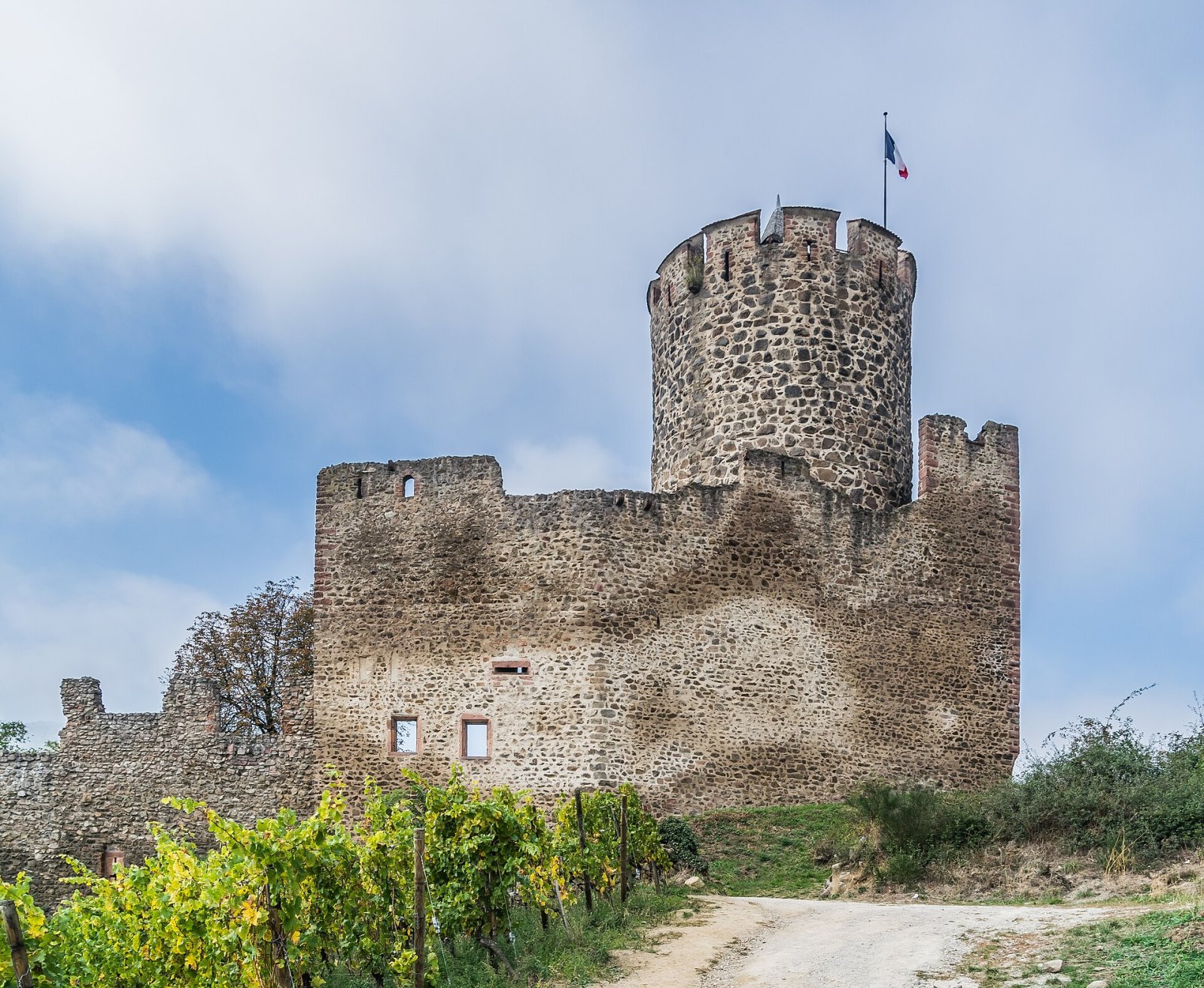 Entdecken Sie den Charme des Château de Kaysersberg im Elsass - Kaysersberg Vignoble | Secret World Trip Planner
