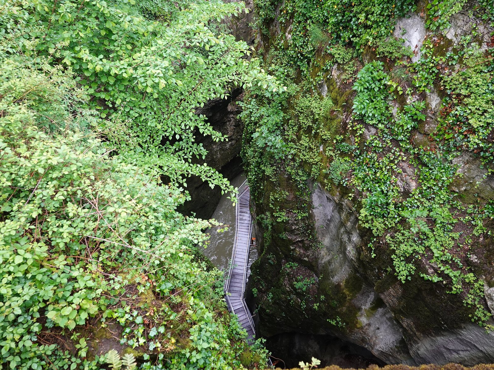 Gorges du Fier: Um Paraíso Natural na França - Nonglard | Secret World Trip Planner