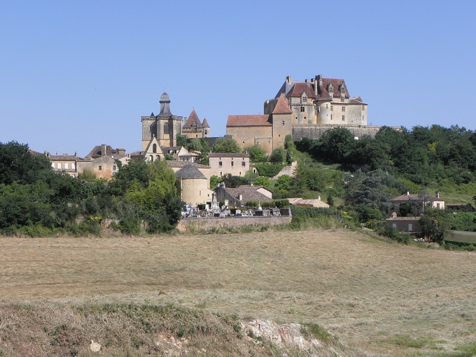 Château de Biron: História e belezas da Nouvelle-Aquitaine - Biron | Secret World Trip Planner