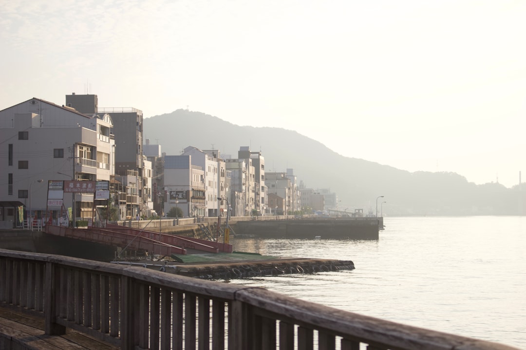尾道：日本の寺院と文学の街 - Onomichi | Secret World Trip Planner