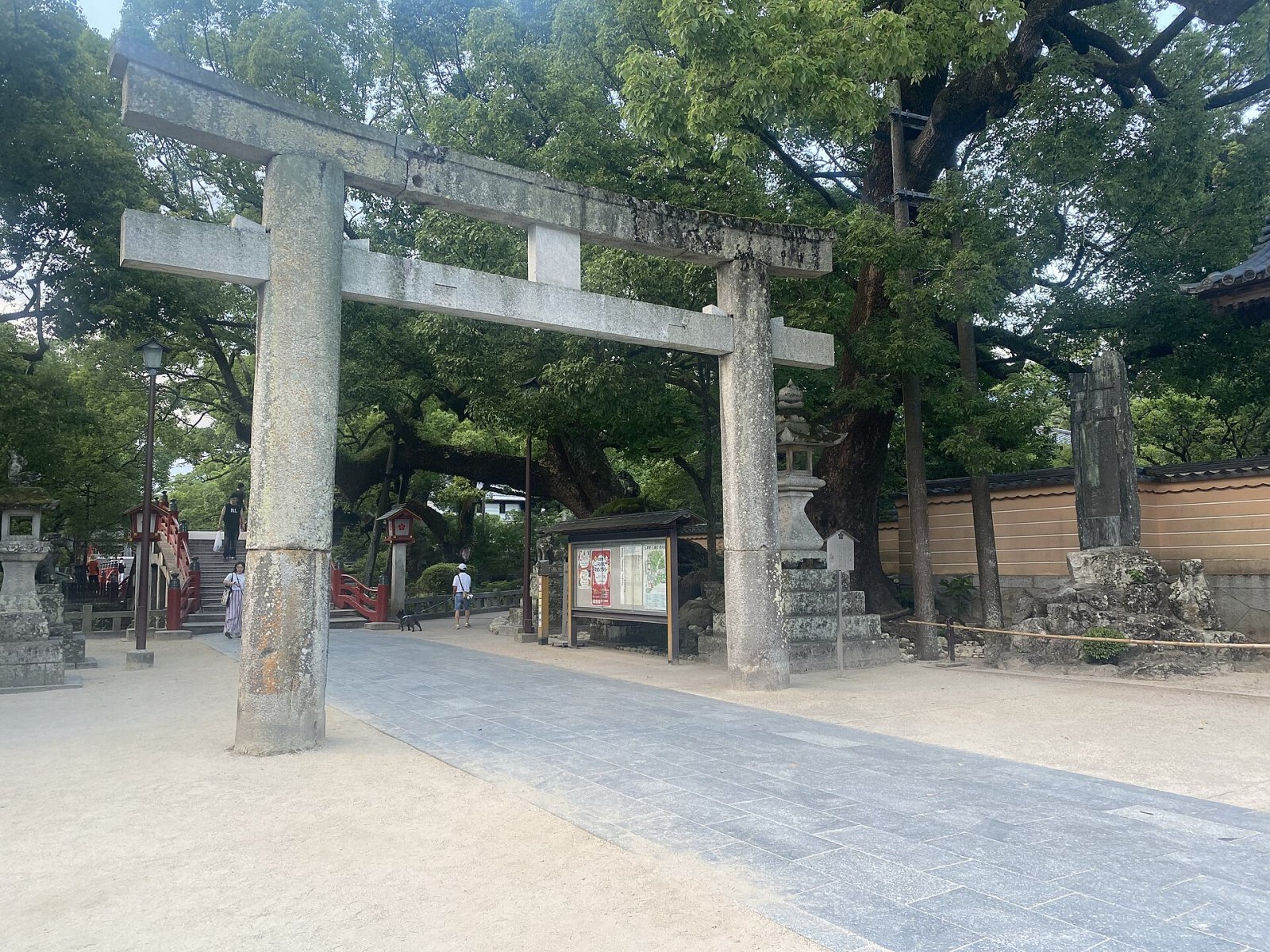 Entdecken Sie Dazaifu Tenmangu: ein kulturelles Juwel in Kyushu, Japan - Dazaifu | Secret World Trip Planner