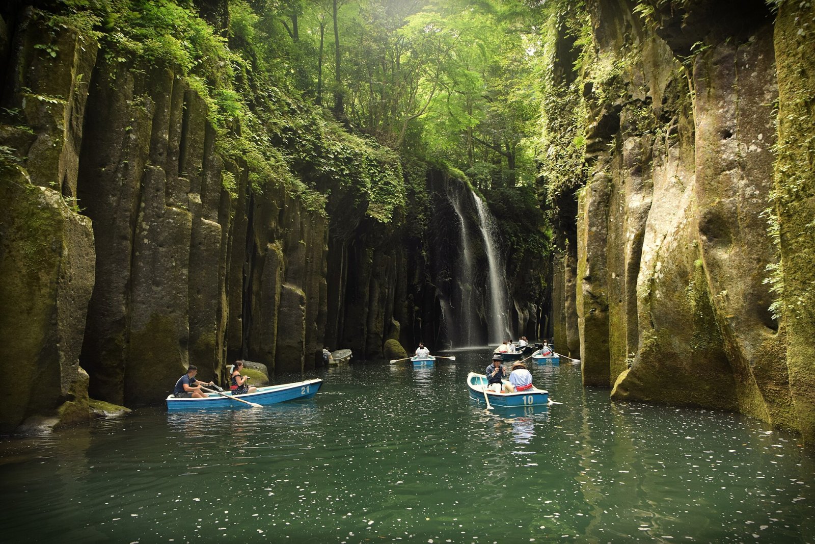 Descubra Takachiho Gorge: um pedaço do paraíso no Japão - Takachiho | Secret World Trip Planner