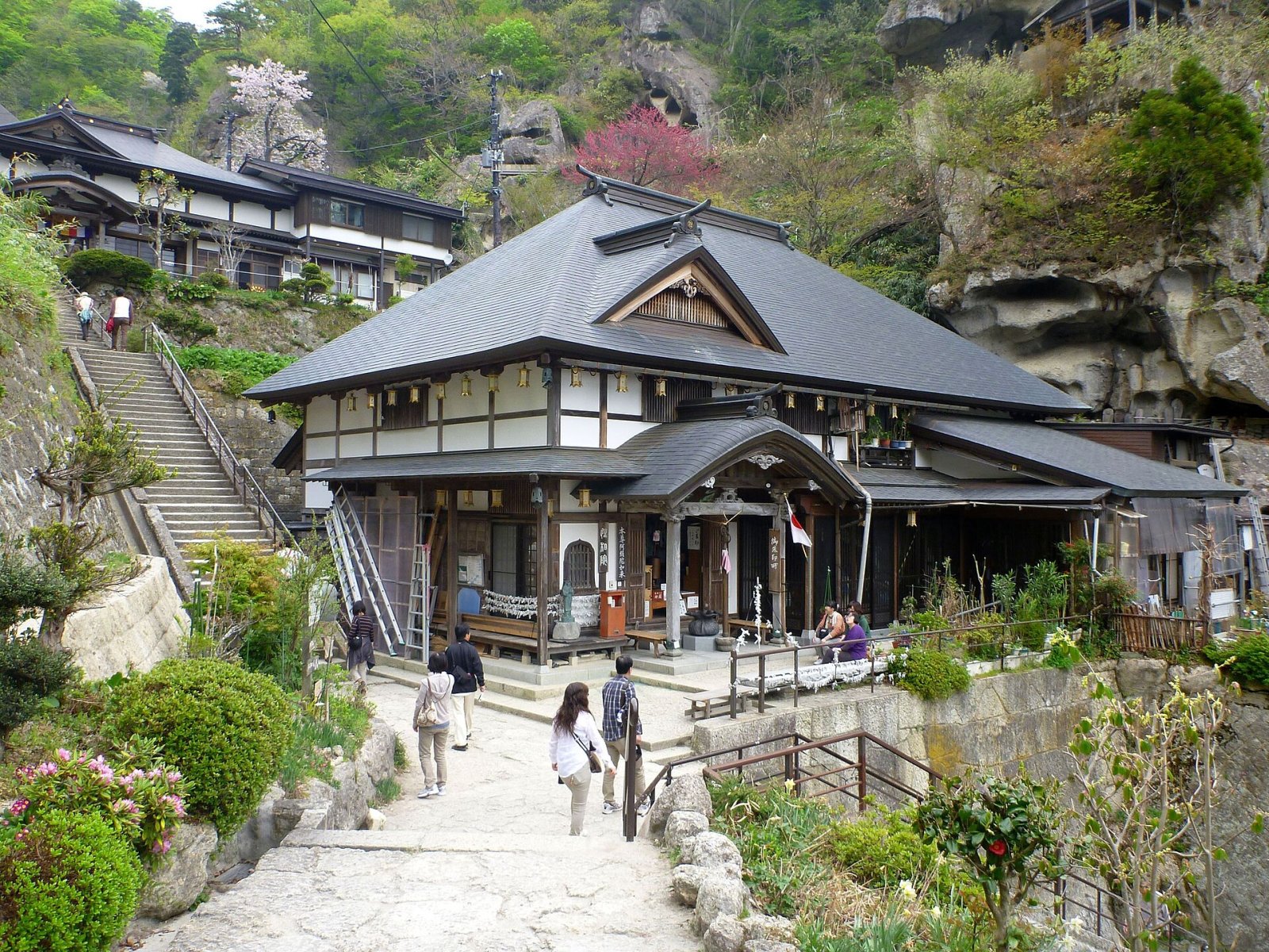 Scopri il Tempio di Yamadera: un gioiello della storia giapponese - Yamagata | Secret World Trip Planner