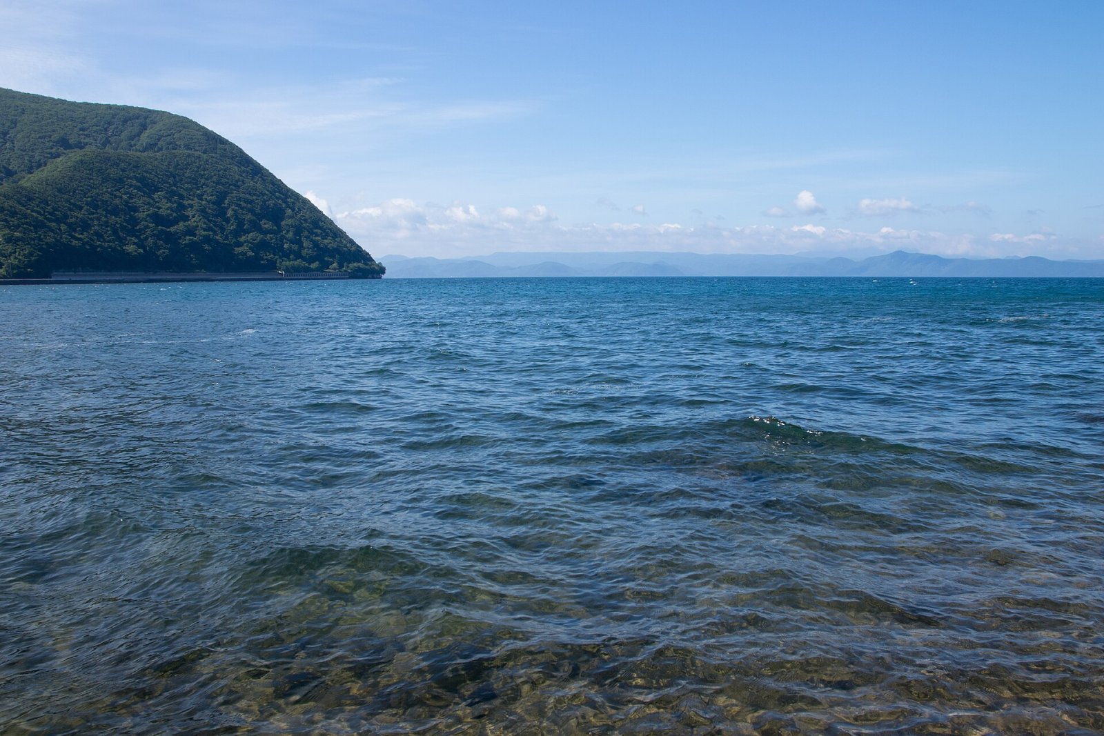 イナワシロ湖を発見：日本の自然の宝石 - Inawashiro | Secret World Trip Planner