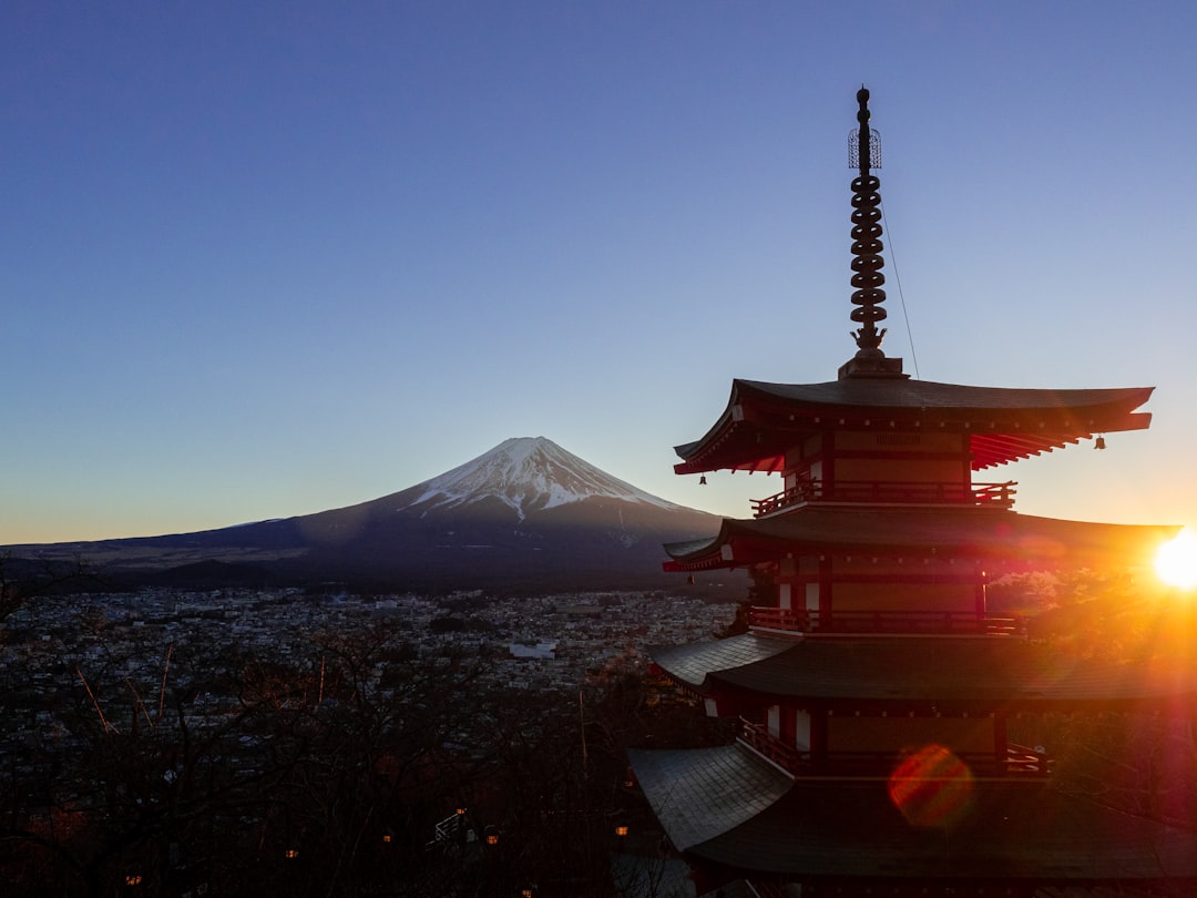 Chureito Pagoda: un gioiello di storia e bellezza a Fujiyoshida - Fujiyoshida | Secret World Trip Planner