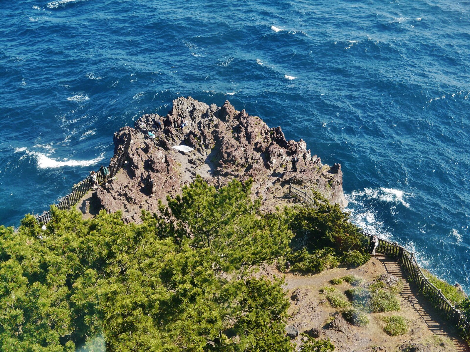Scopri la Maestosità della Jogasaki Coast in Giappone - Itō | Secret World Trip Planner