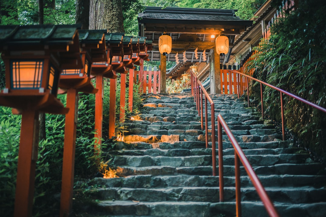 Entdecke den Kifune-Schrein: Ein kulturelles Juwel in Kyoto — Kyoto