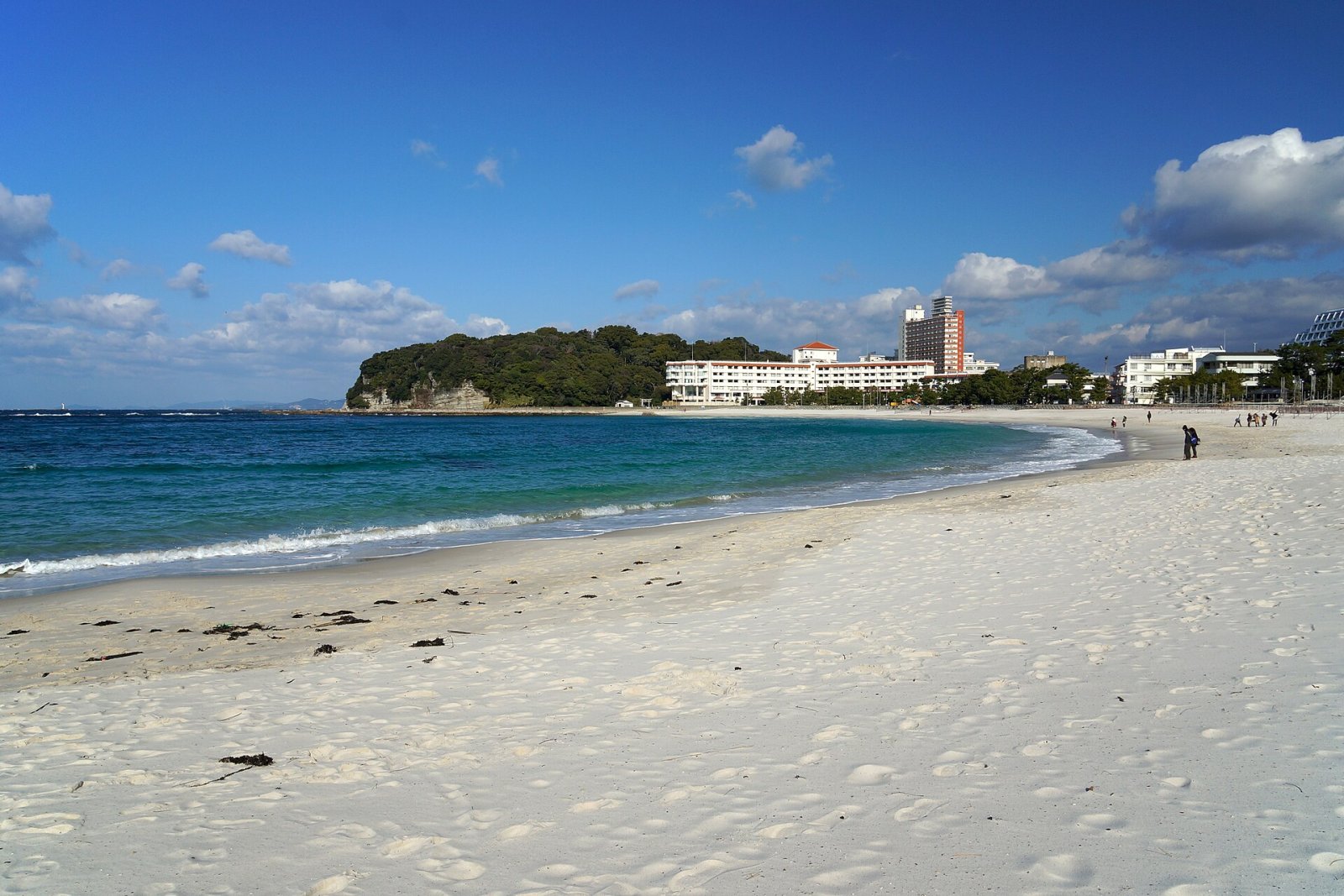 Scopri Shirahama Beach: il gioiello della costa giapponese — Shirahama