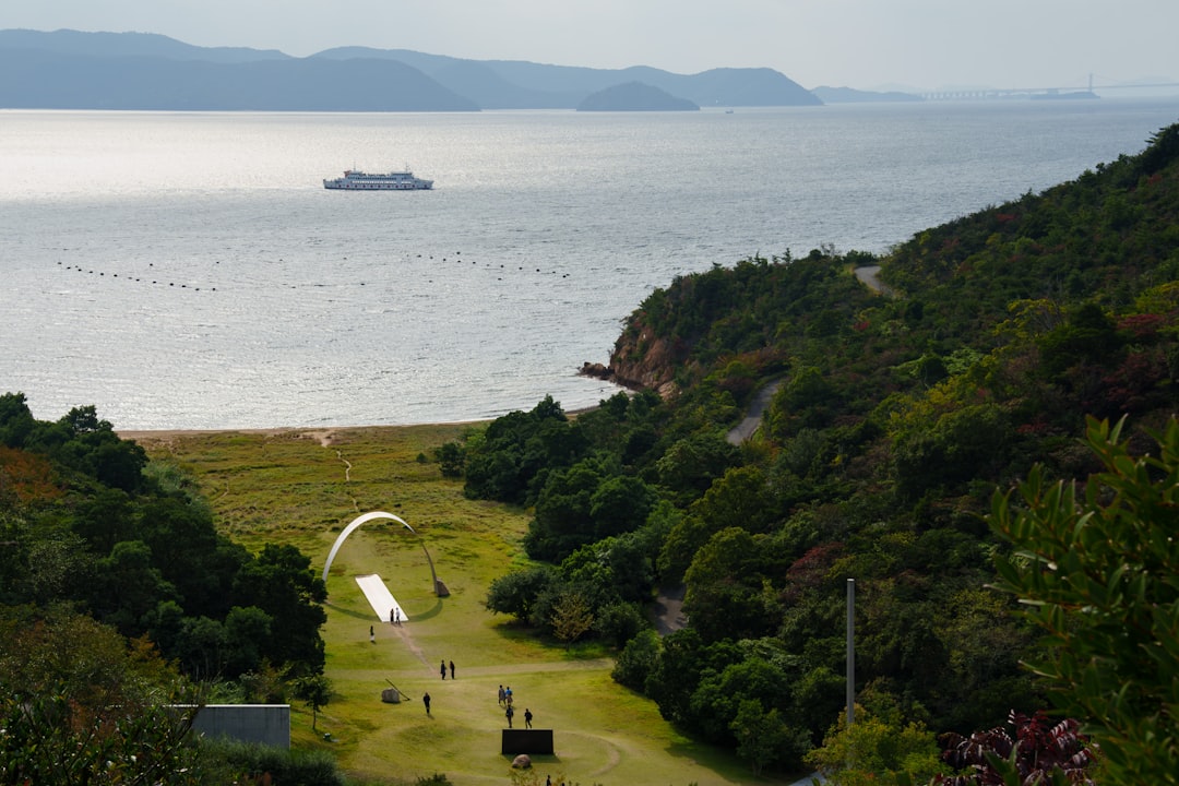 Descubra Naoshima: a ilha da arte contemporânea no Japão - Naoshima | Secret World Trip Planner