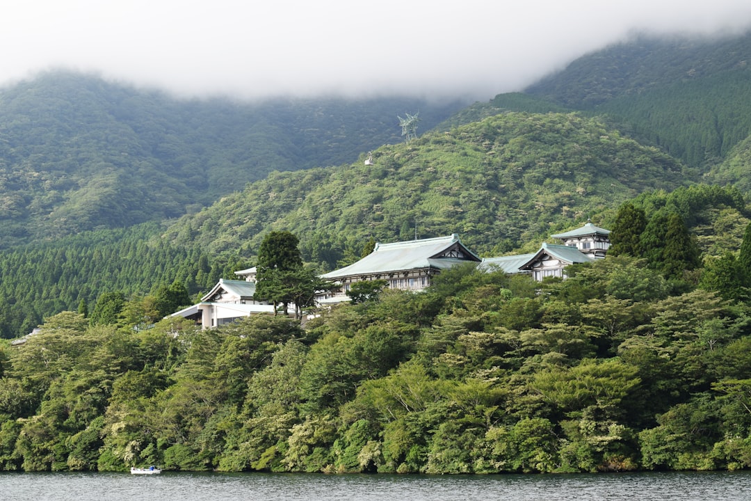 Explorez le parc quasi national de Genkai : nature et culture à Fukuoka - Fukuoka | Secret World Trip Planner