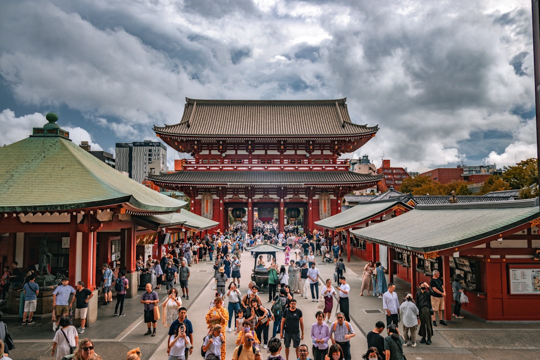Découvrez Senso-ji : le temple de Tokyo entre histoire et spiritualité - Taito City | Secret World Trip Planner