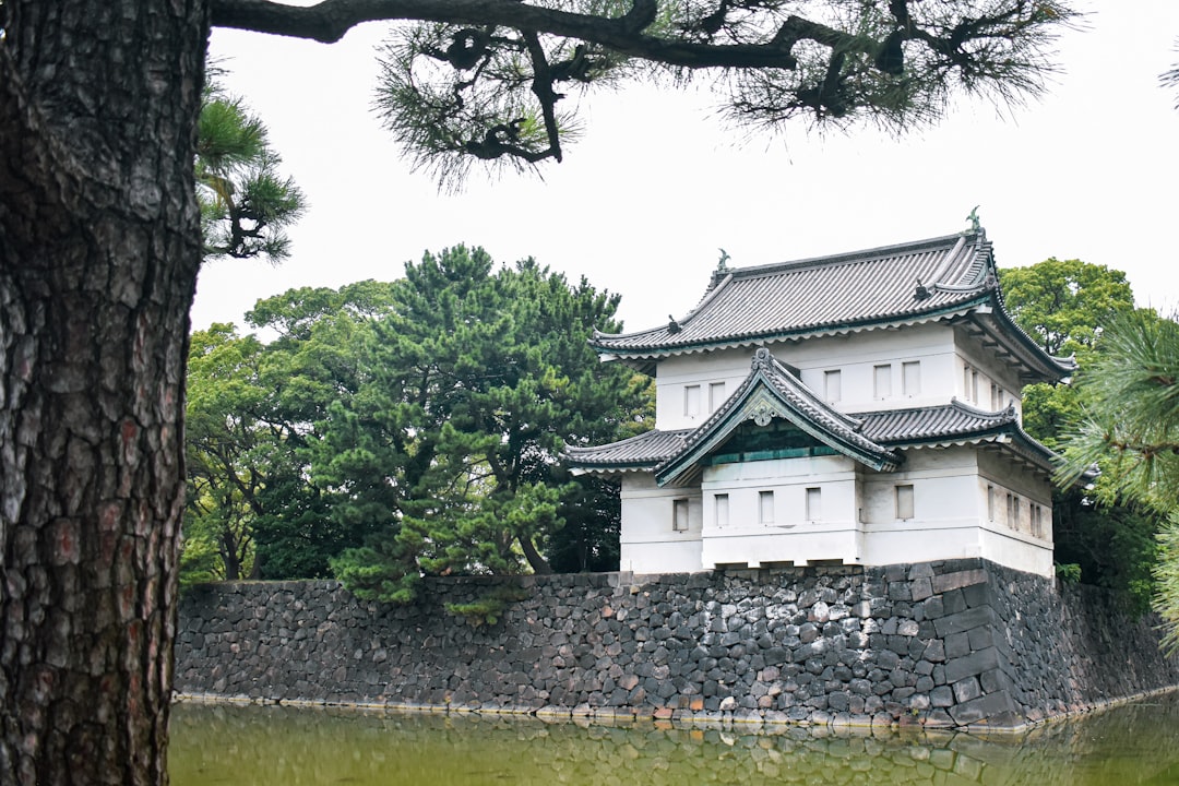 江戸城跡：東京の歴史への旅 - Chiyoda City | Secret World Trip Planner
