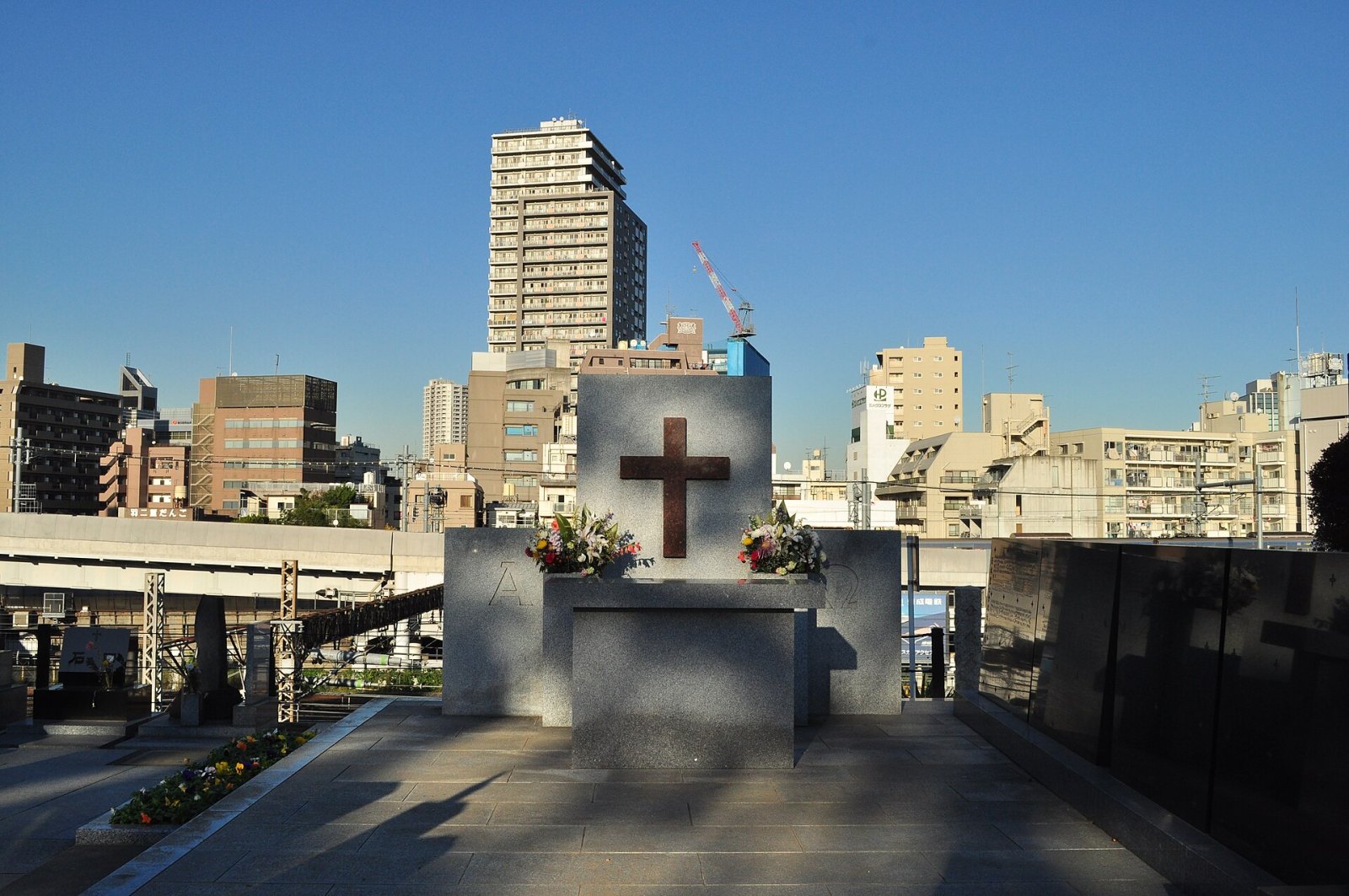 谷中墓地：东京历史之旅 - Bunkyo City | Secret World Trip Planner