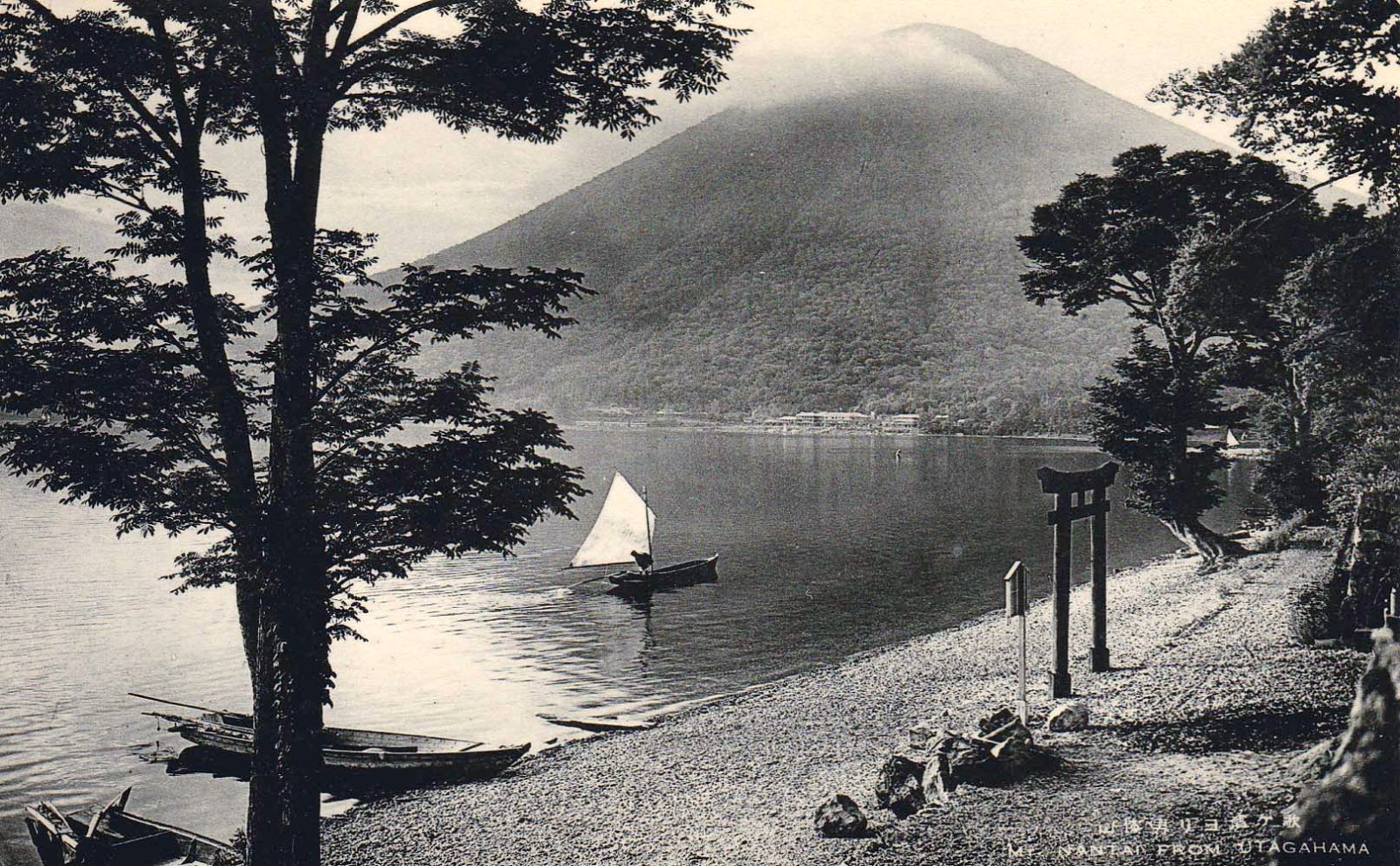 Scopri il Lago Chuzenji: un gioiello naturale a Nikko - Nikko | Secret World Trip Planner