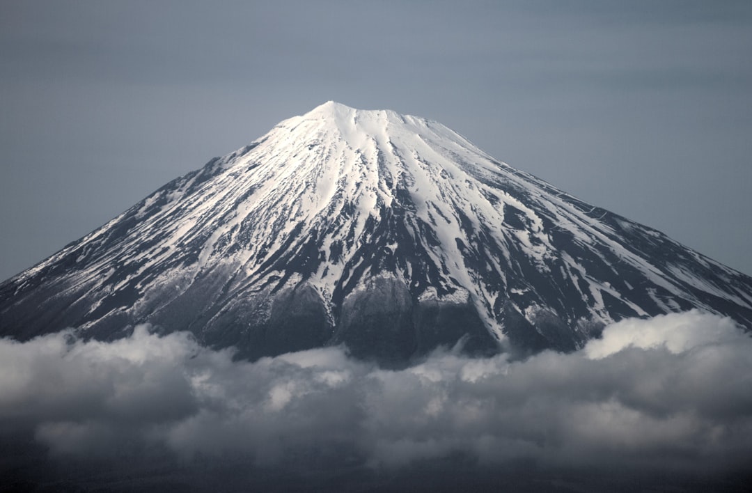 Scopri il Monte Fuji: il simbolo del Giappone - Narusawa | Secret World Trip Planner