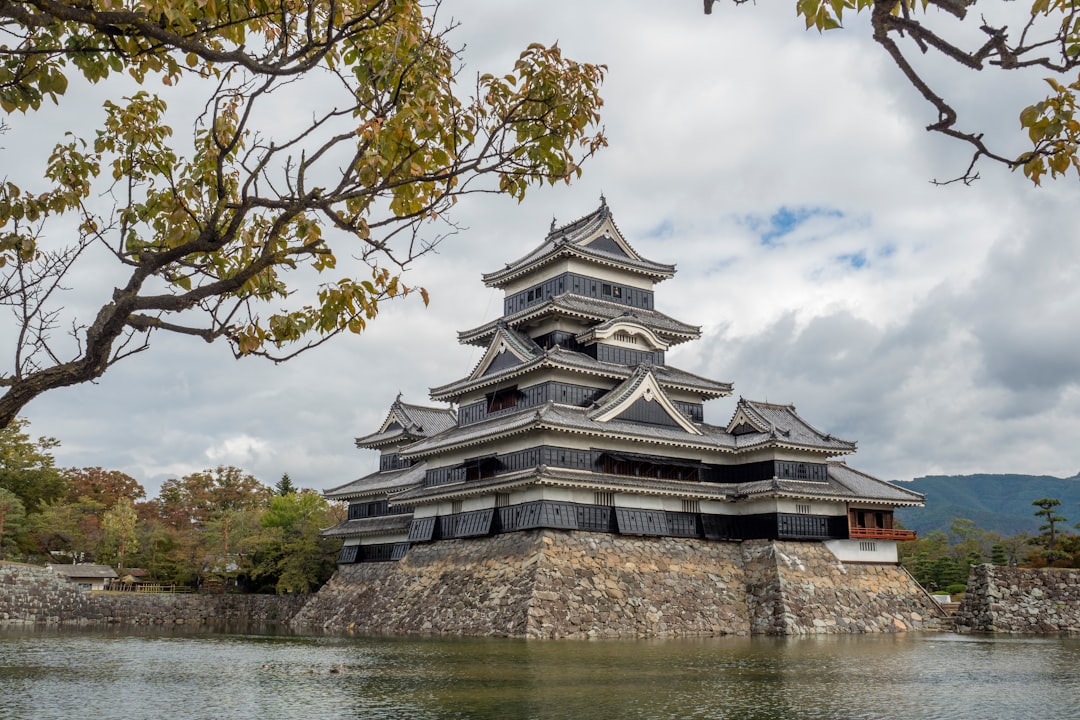 Castillo de Matsumoto: Un Tesoro Histórico en el Corazón de Japón - Matsumoto | Secret World Trip Planner