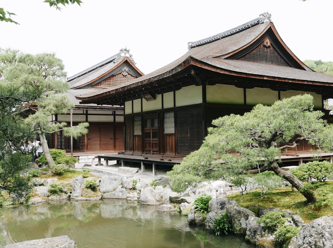 Découvrez le Ginkaku-ji : le Temple d'Argent de Kyoto - Kyoto | Secret World Trip Planner