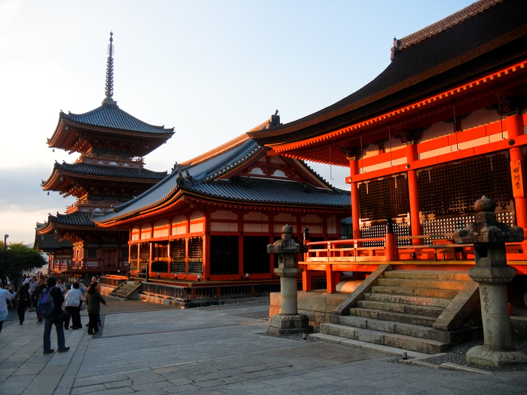 Киёмидзу-дэра: Храм Чистой Воды в Киото - Kyoto | Secret World Trip Planner