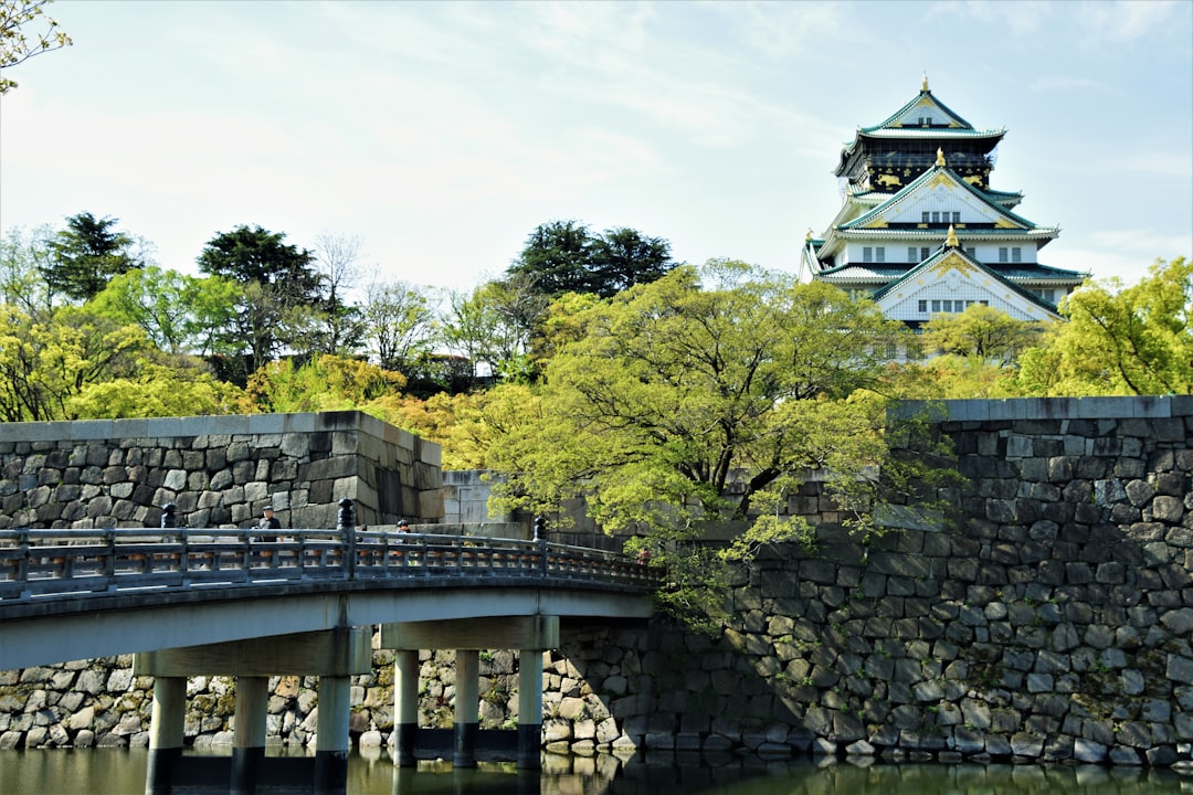 Castelo de Osaka: Uma Viagem pela História do Japão - Osaka | Secret World Trip Planner