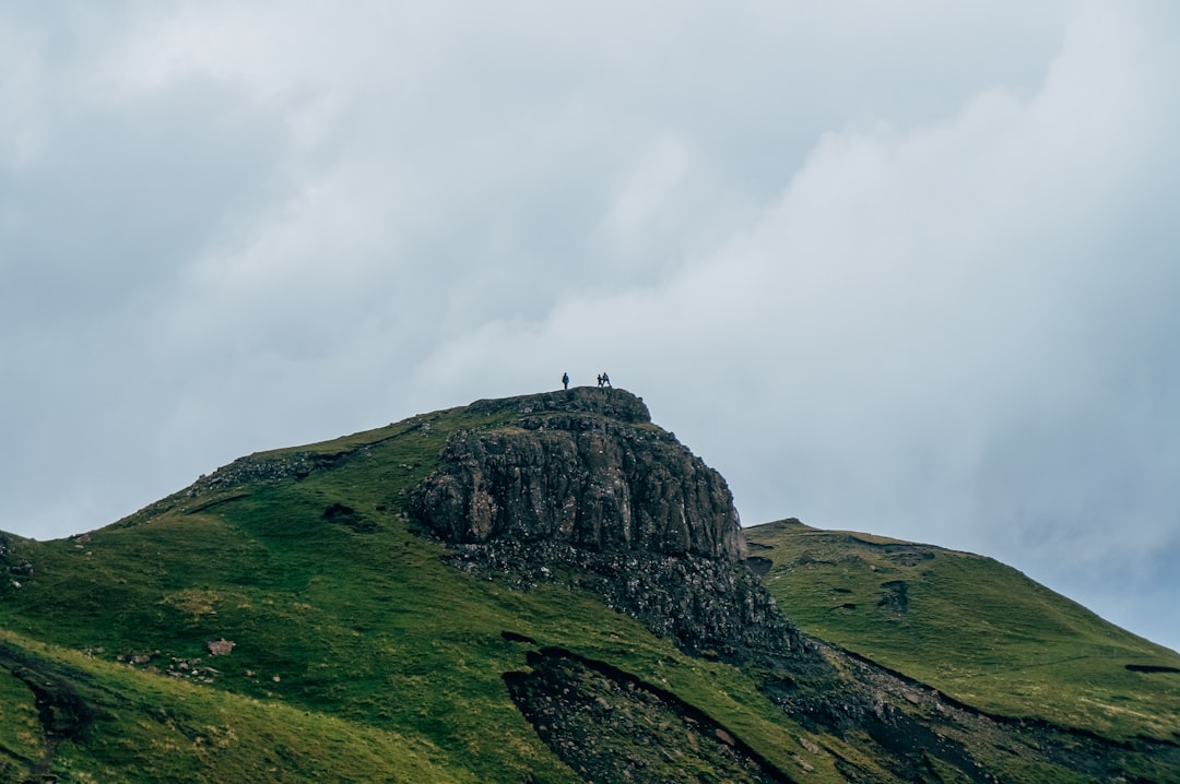 Cairnpapple Hill: Путешествие в Преисторическое Прошлое Шотландии - W9HG+4V Bathgate | Secret World Trip Planner