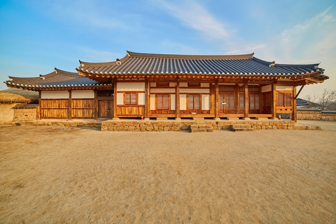 Descubre Hahoe Folk Village: un tesoro cultural en Corea del Sur - Andong | Secret World Trip Planner