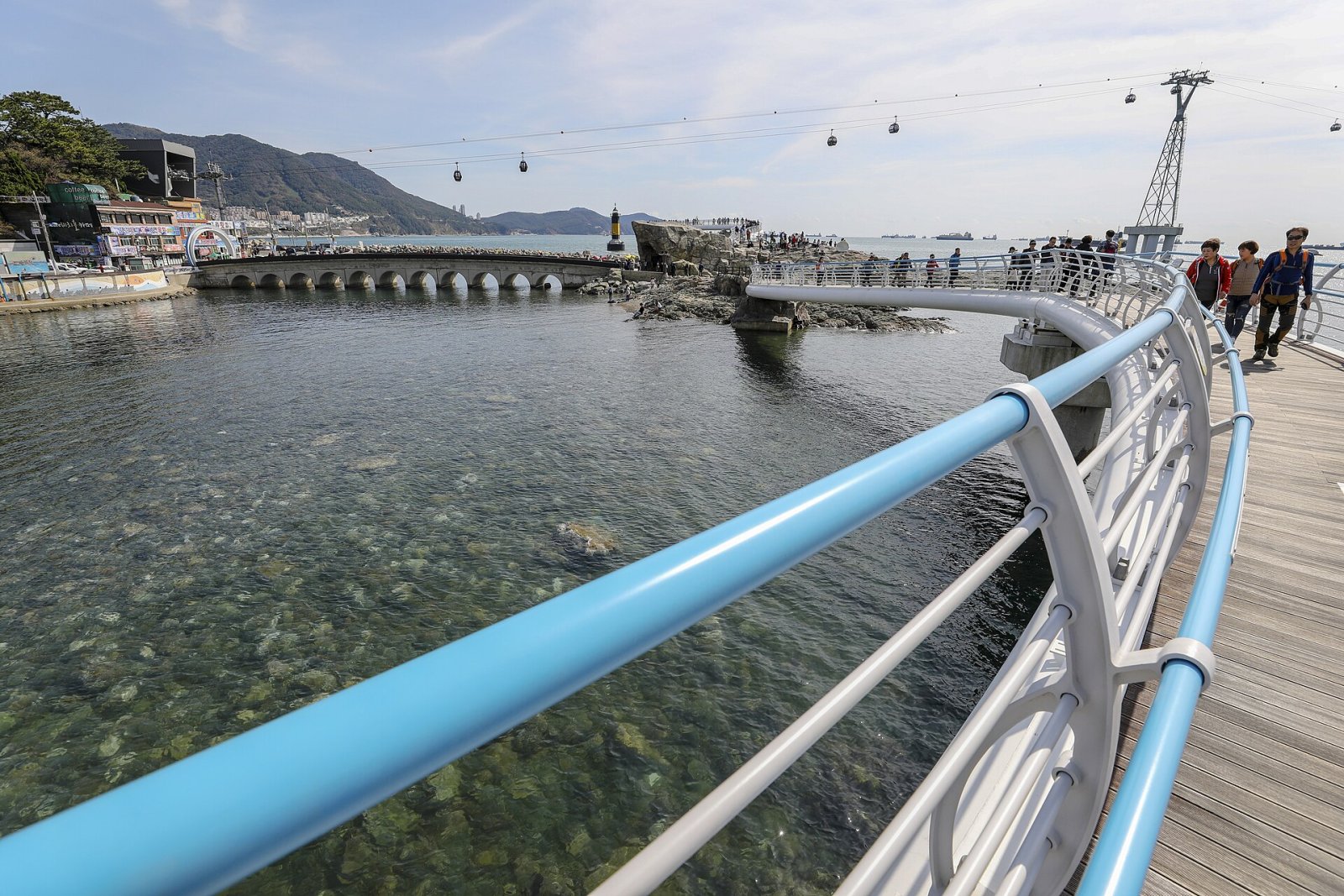 Scopri la bellezza di Songdo Beach a Busan - Seo-gu | Secret World Trip Planner