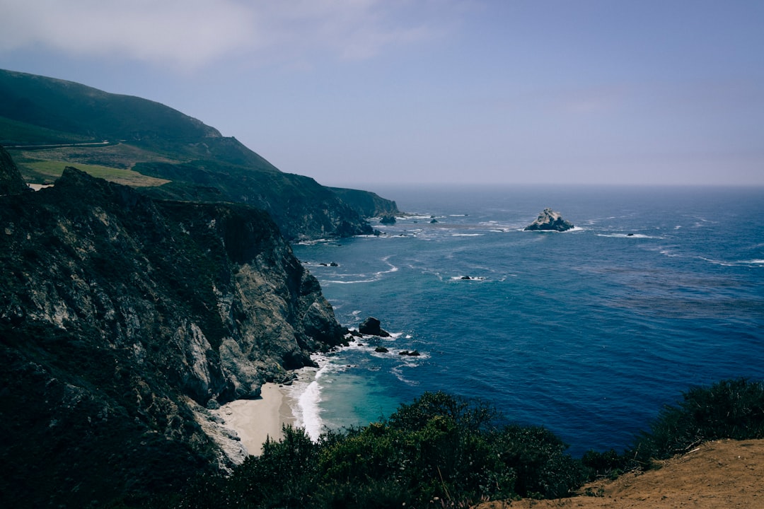 Scopri il Pacific Coast Highway di Big Sur: un viaggio indimenticabile | Secret World Trip Planner