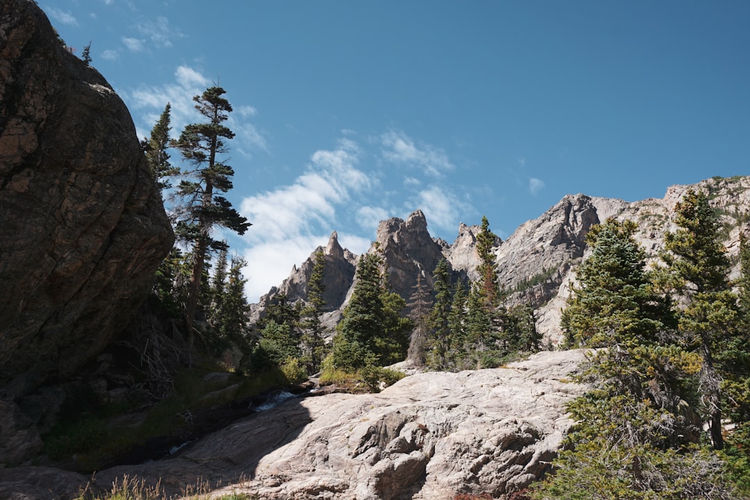 Scopri la Magia del Rocky Mountain National Park in Colorado | Secret World Trip Planner