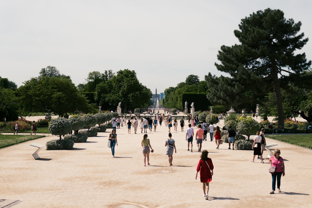 チュイルリー庭園：パリの美しさの隅 - 75001 Parigi | Secret World Trip Planner