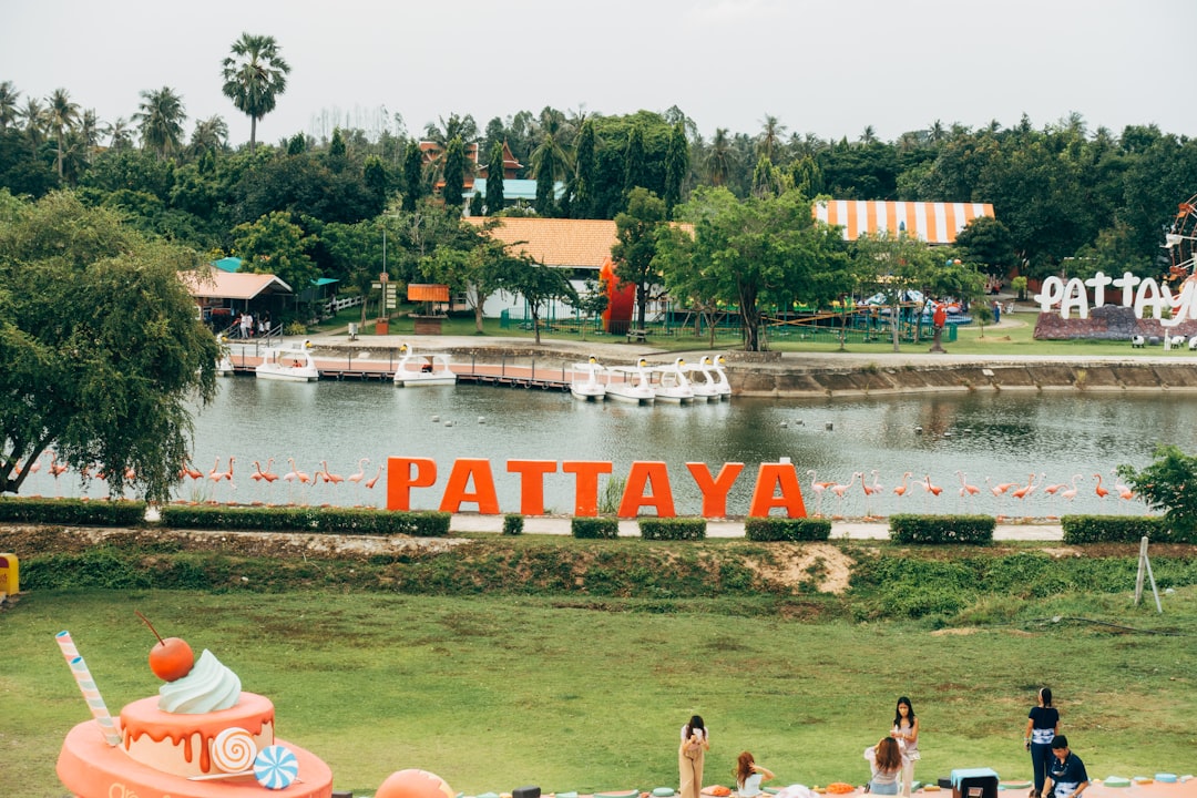 Scopri la magia dei giardini di Nongnooch a Pattaya - Sattahip District | Secret World Trip Planner