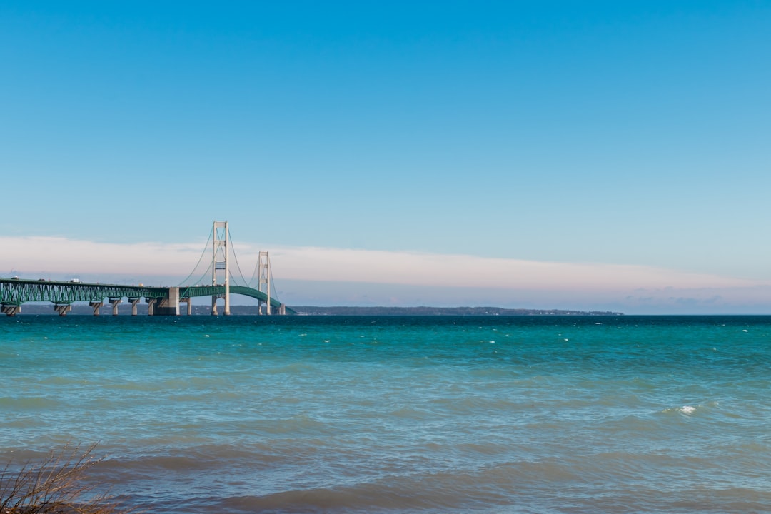 Ponte Mackinac: Uma Conexão Entre Dois Mundos - Mackinaw City | Secret World Trip Planner