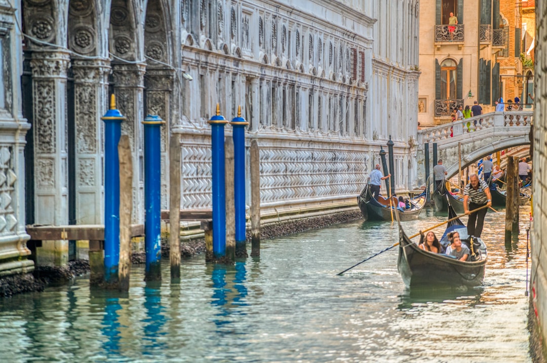 Ponte dei Sospiri: Ein verstecktes Juwel in Cambridge - St John's St | Secret World Trip Planner