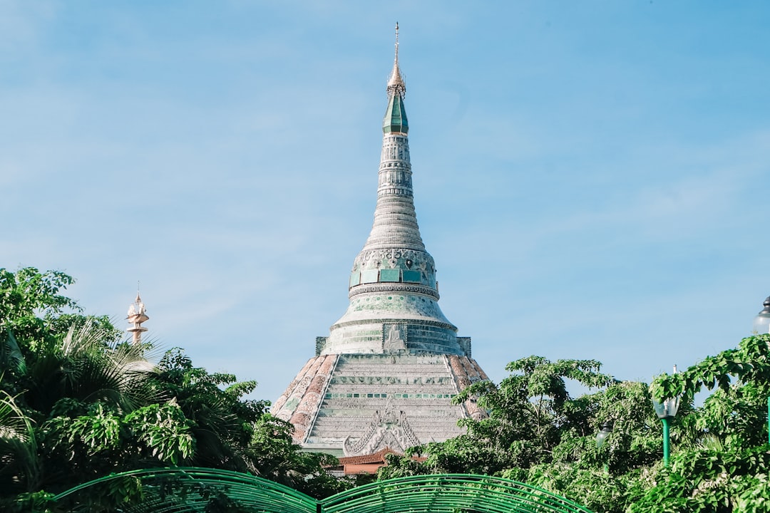 Descubra a Peace Villa: um refúgio de serenidade em Myanmar - Meiktila | Secret World Trip Planner