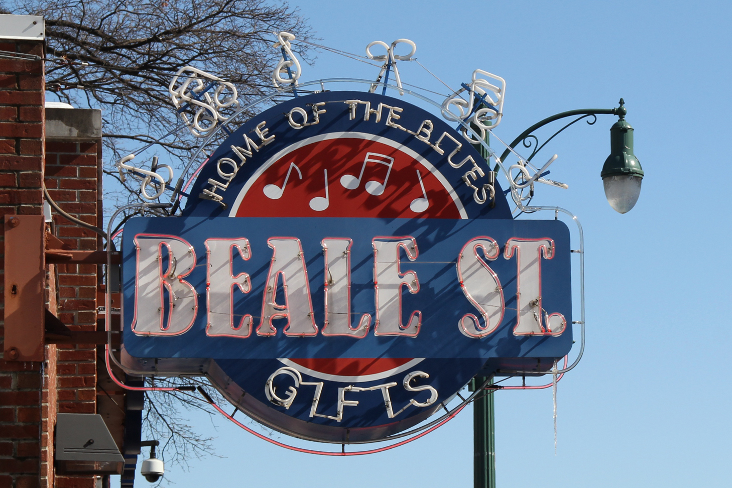 Discover Beale Street in Memphis: The Beating Heart of Blues | Secret World Trip Planner