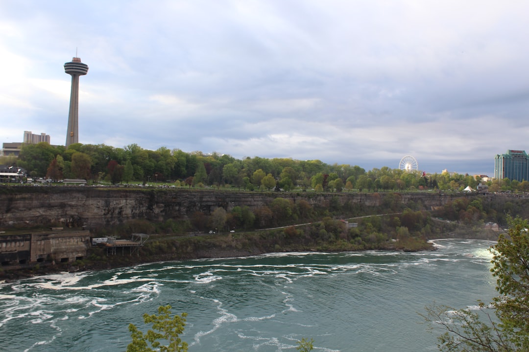 Découvrez les merveilles du Niagara Falls State Park - 33P8+MC Жалаулы | Secret World Trip Planner