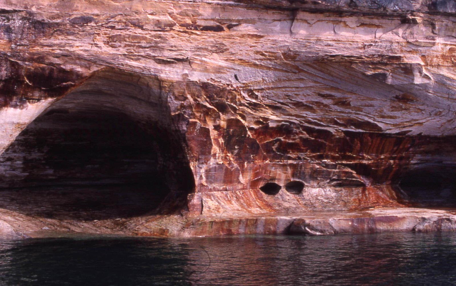 Pictured Rocks National Lakeshore: Ein Naturjuwel in Michigan | Secret World Trip Planner