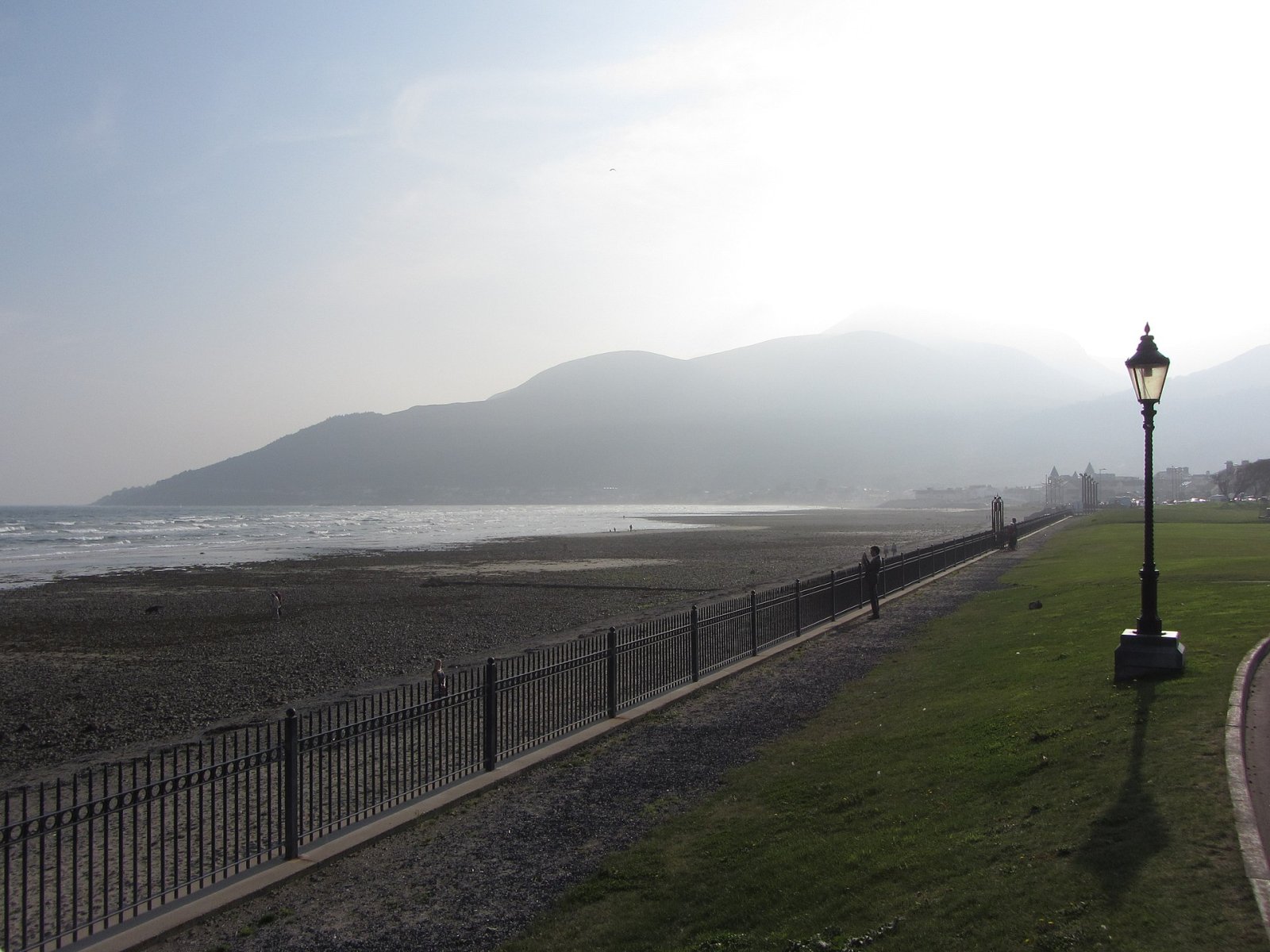 Descubre las Majestuosas Montañas Mourne: Naturaleza y Aventura en Irlanda del Norte | Secret World Trip Planner