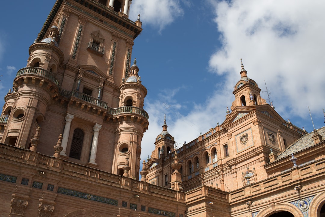 Descubra a Plaza de España em Sevilha: uma joia da Andaluzia | Secret World Trip Planner