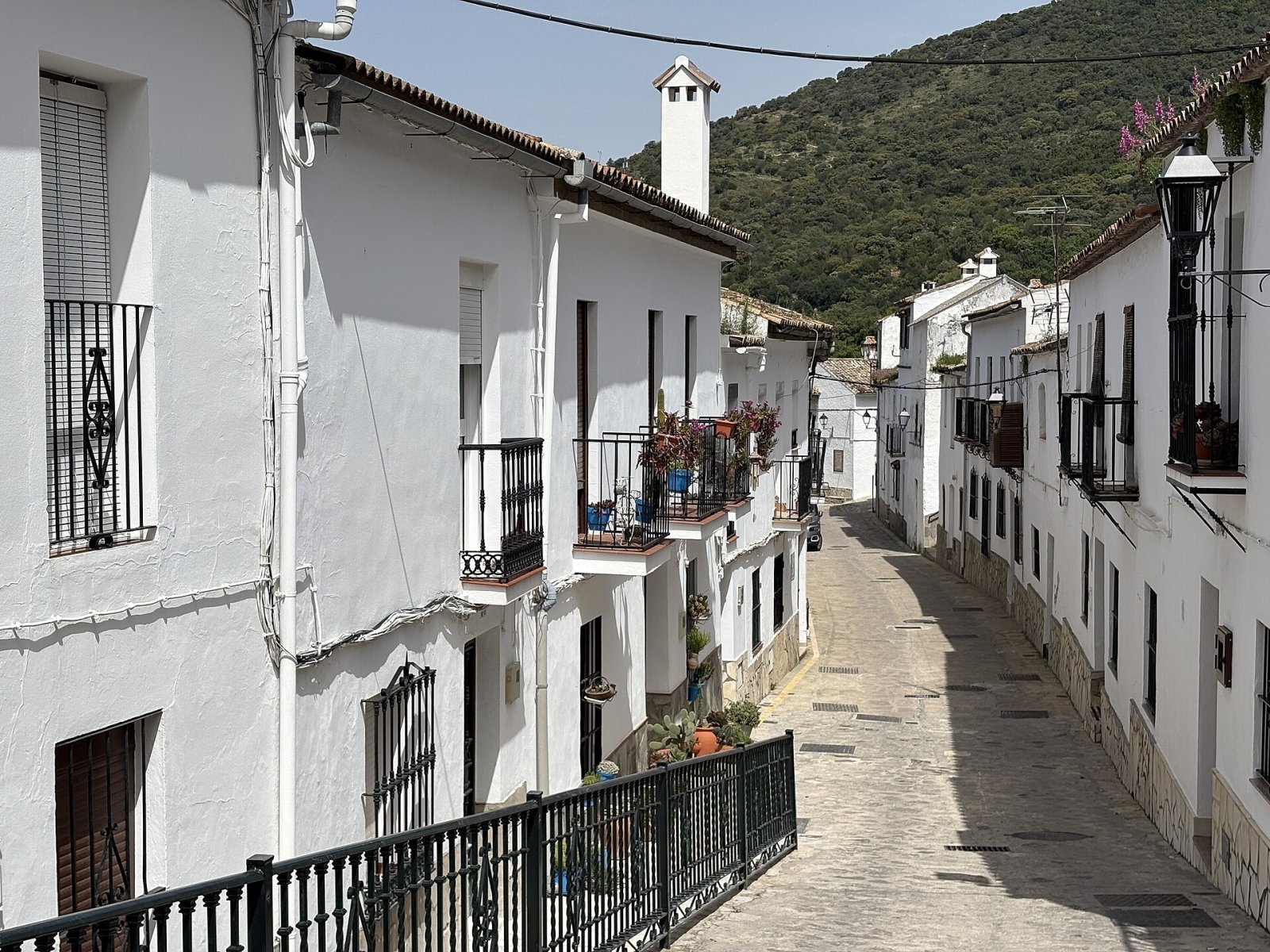 Exploration des Villages Blancs d'Andalousie : Arcos de la Frontera - Kaous | Secret World Trip Planner