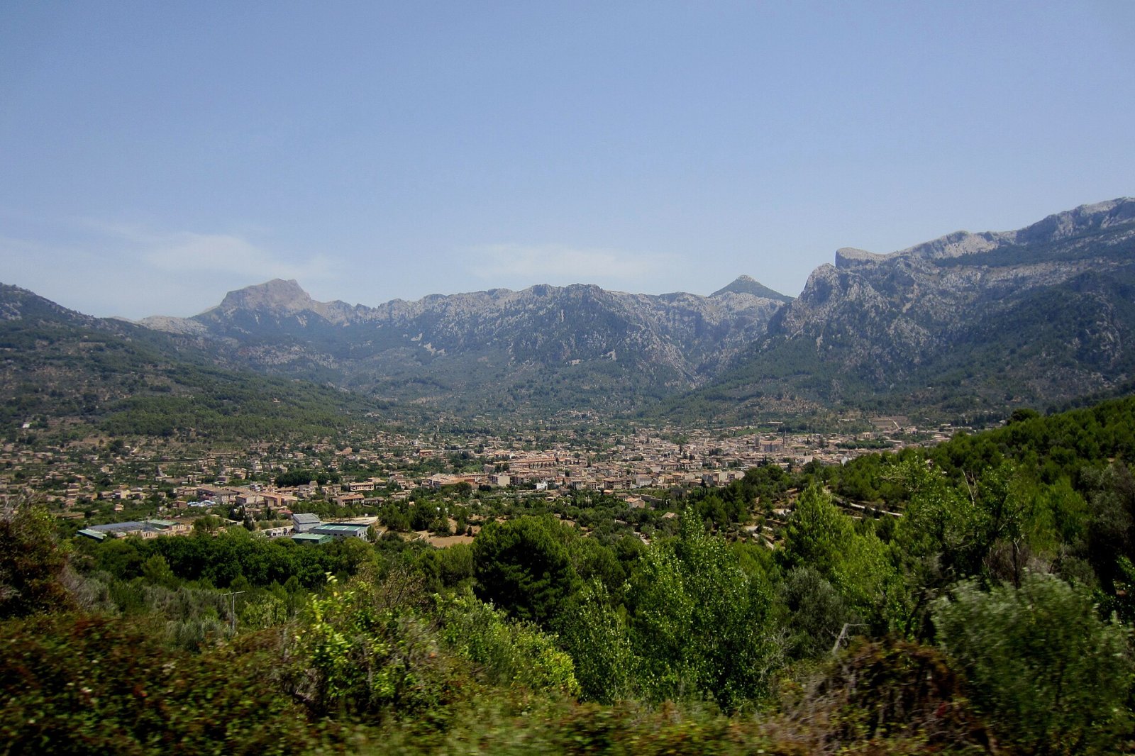 Descubra Sóller: A Joia Escondida da Serra de Tramuntana - Sóller | Secret World Trip Planner