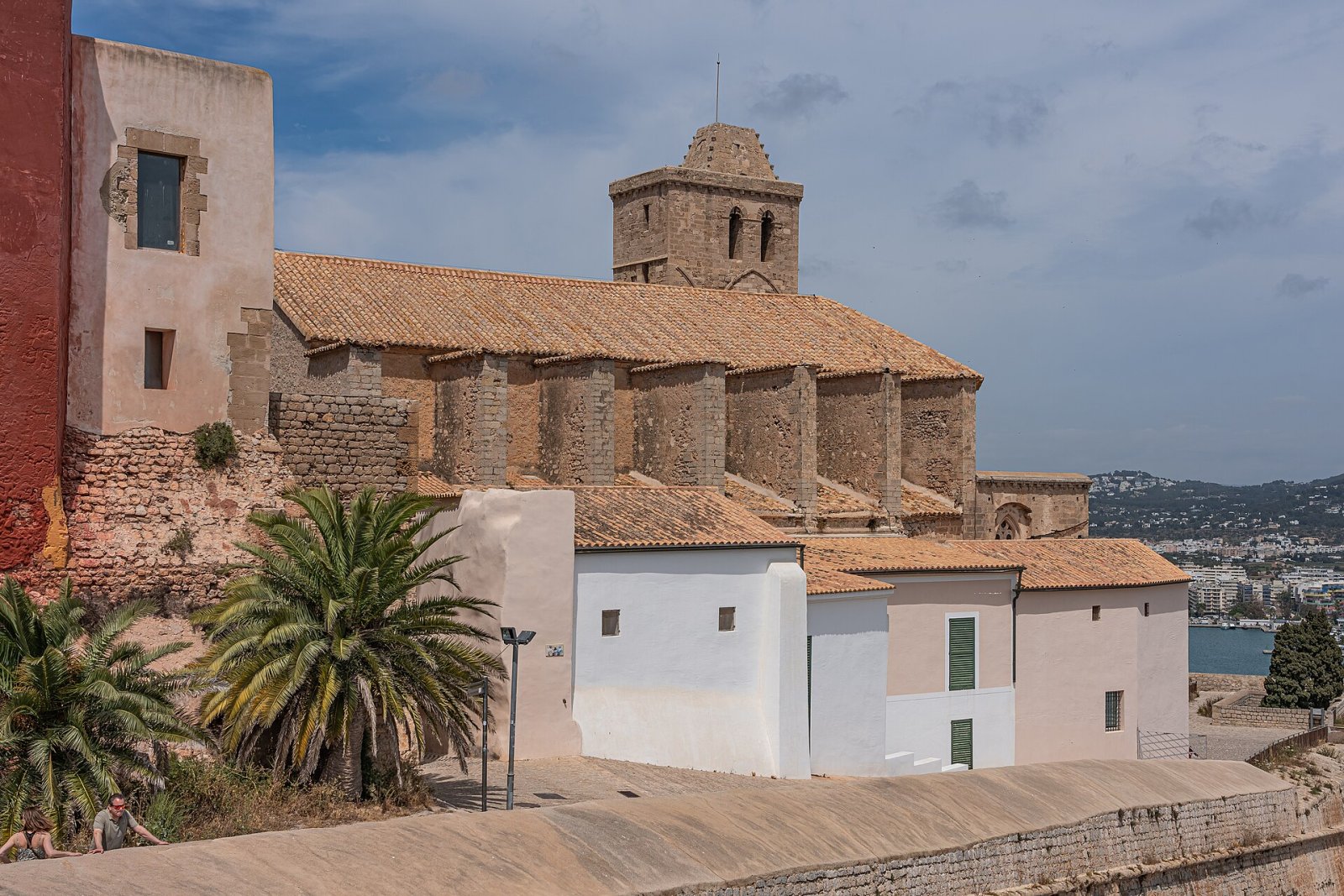 Descubra a Magia da Cidade Velha de Ibiza Dalt Vila - Eivissa | Secret World Trip Planner