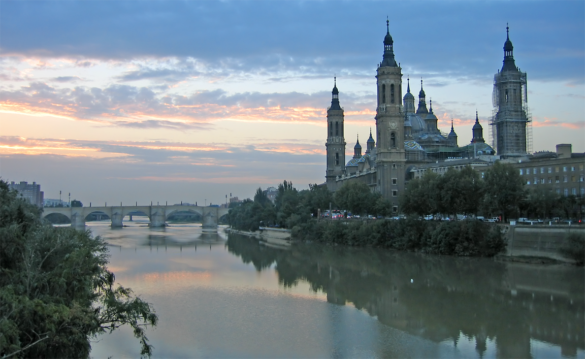 Scopri la Basilica di Zaragoza: Un gioiello dell'Aragona - Ivars d'Urgell | Secret World Trip Planner