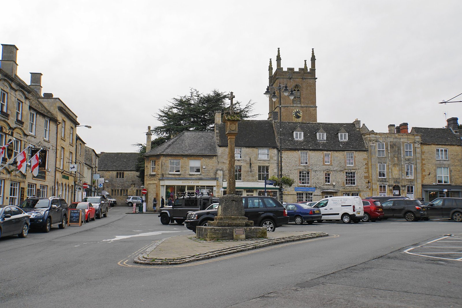 Scopri Stow-on-the-Wold: gioiello dei Cotswolds | Secret World Trip Planner