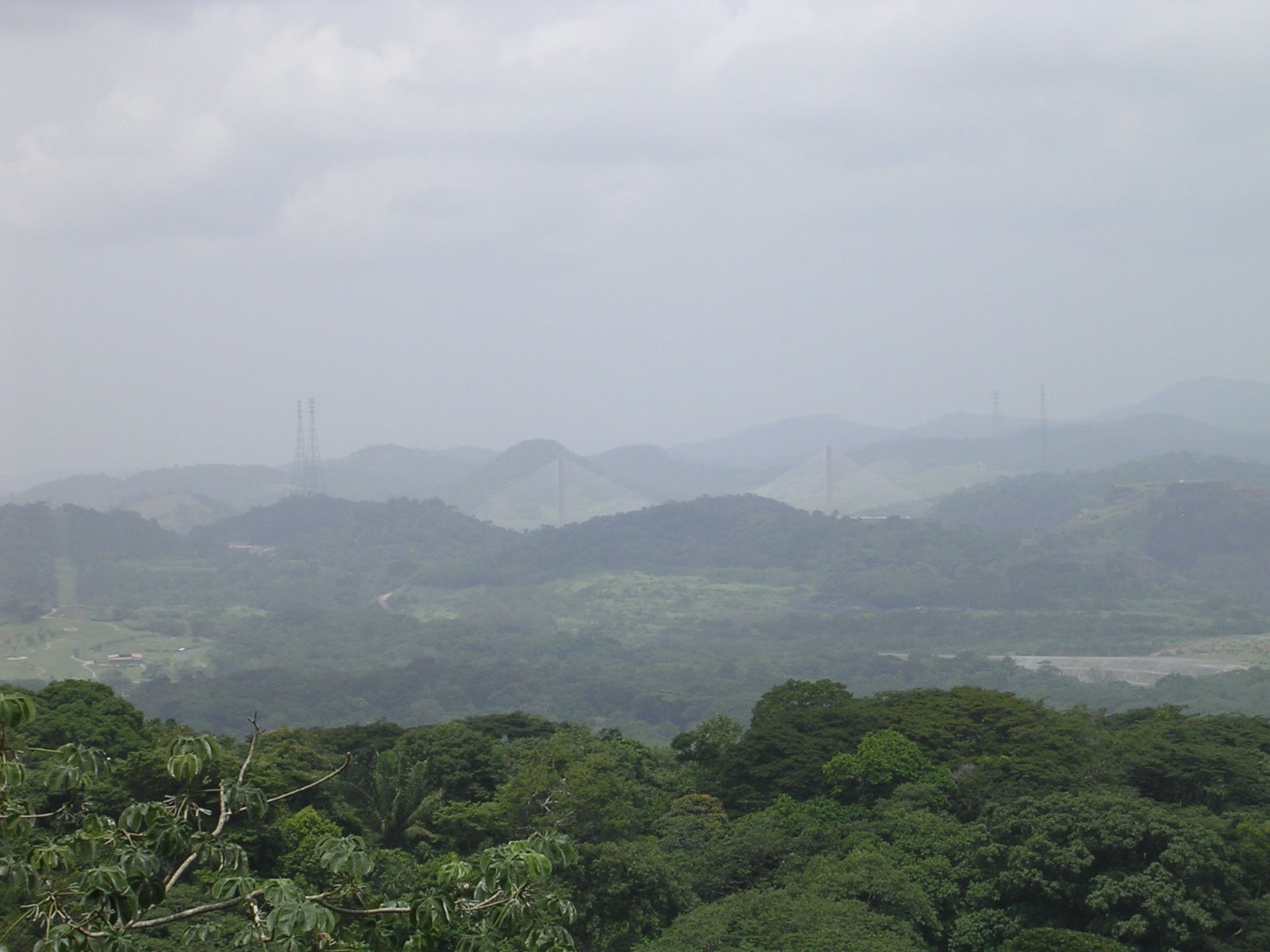 Entdecken Sie den Canopy Tower: Ein einzigartiges Erlebnis in Panama - Panama City | Secret World Trip Planner