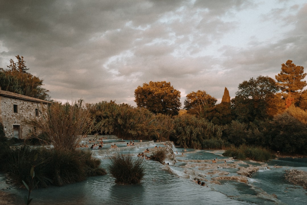 Terme di Saturnia: Un Oasis de Relax en Toscana - 58014 Terme di Saturnia GR | Secret World Trip Planner
