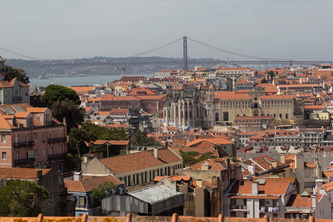 Perfect Lisbon Itinerary: Plan with Secret World - Lisbona | Secret World Trip Planner