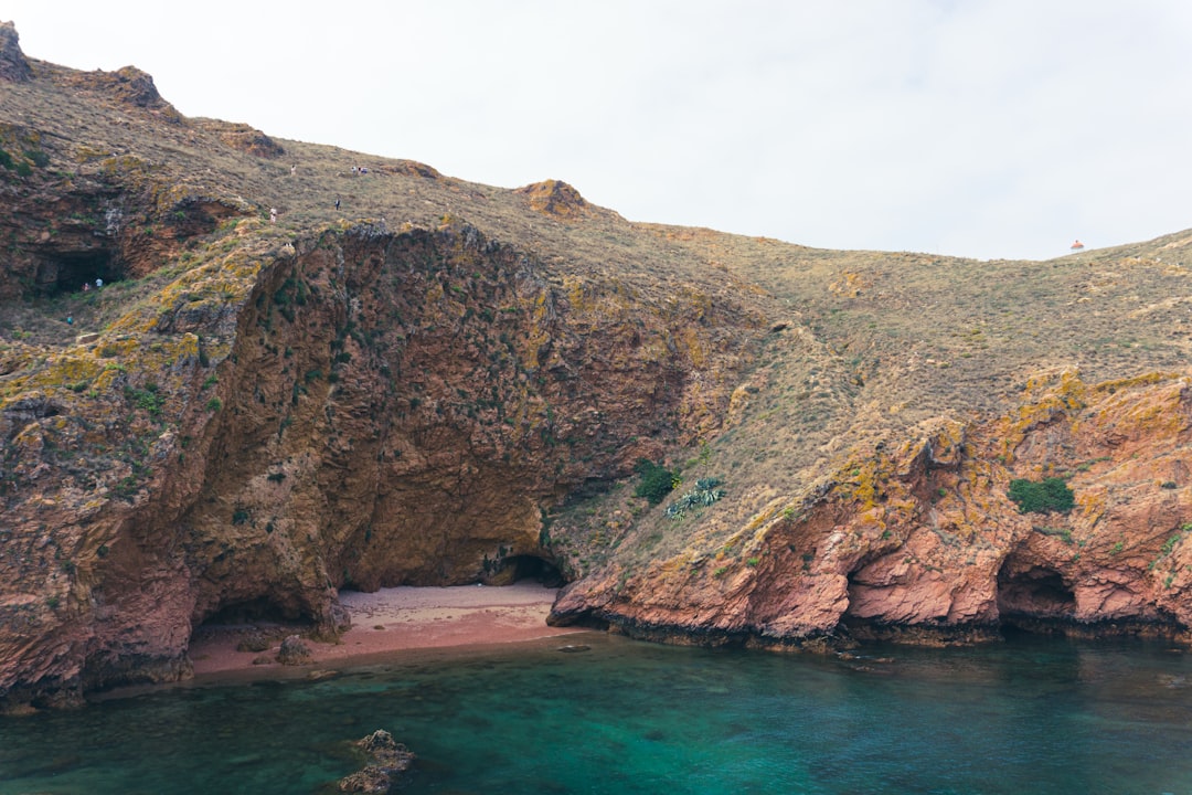 Scopri il Farol da Berlenga: un gioiello del Portogallo — Atouguia da Baleia