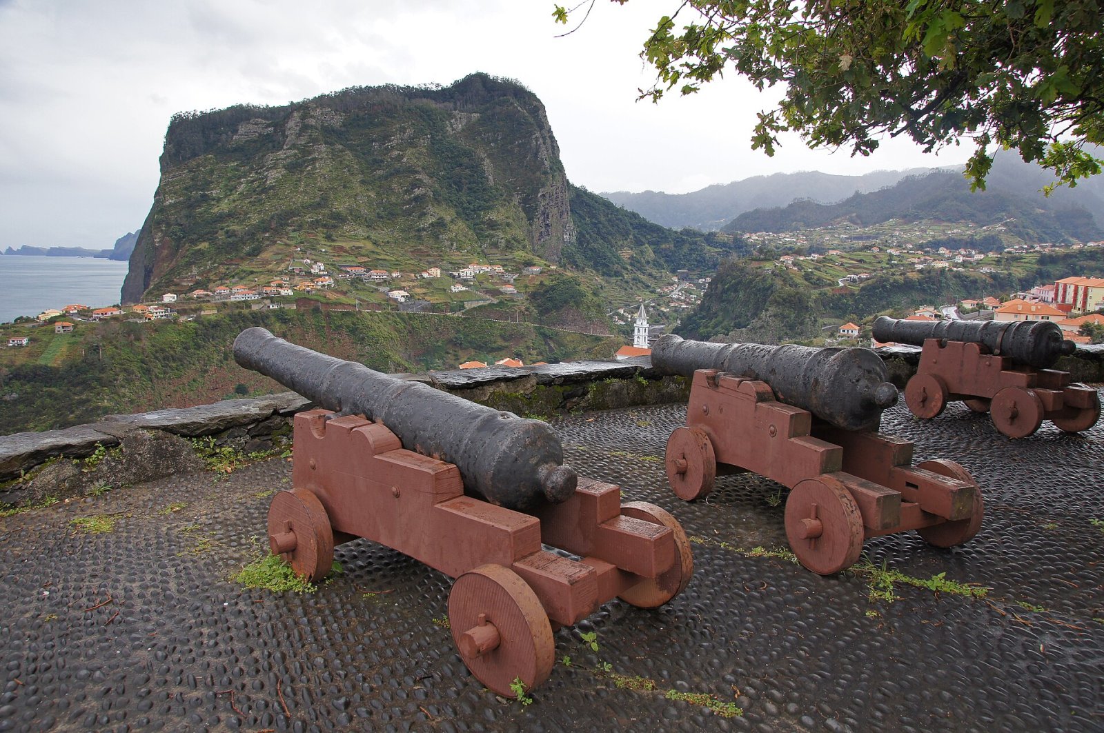 Découvrez le Fortim do Faial : Un bijou du Portugal - Santana | Secret World Trip Planner