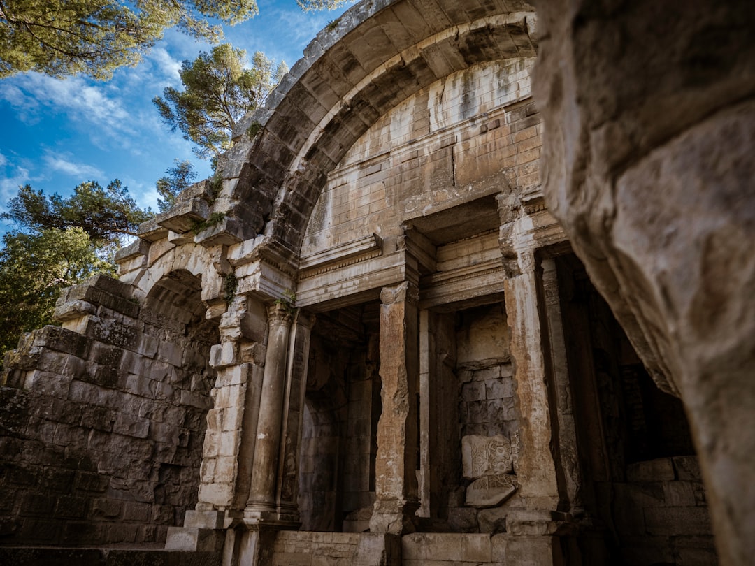 Discover the Jardin de La Fontaine in Nîmes - 26 Quai de la Fontaine | Secret World Trip Planner